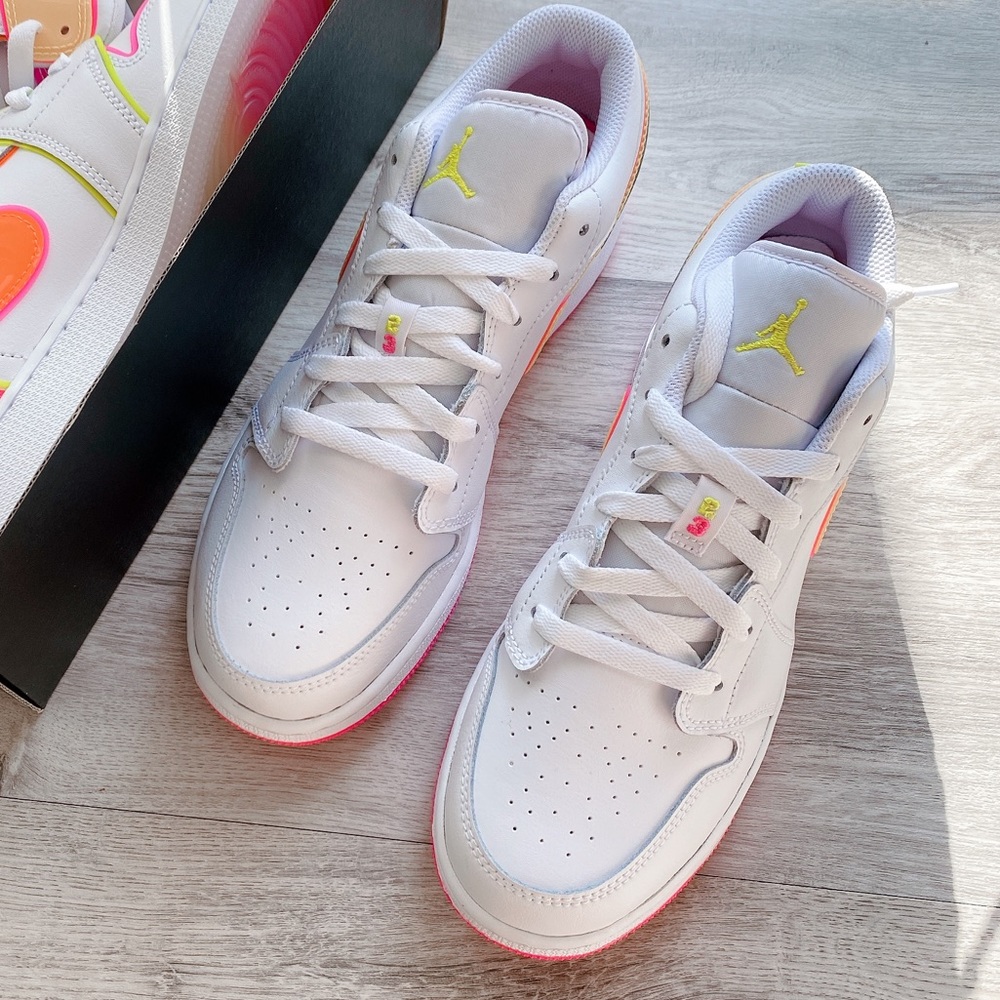 Nike Air air Jordan 1 low glow - Picture 3 of 10